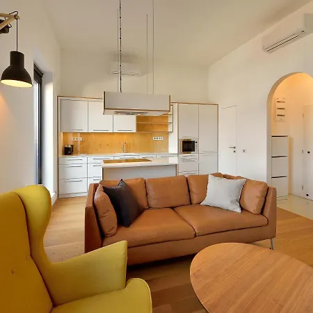 Ξενοδοχείο Top Location By Ambiente Μπρατισλάβα